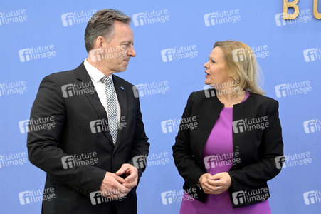 Bundespressekonferenz Fallzahlen für die Politisch Motivierte Kriminalität 2022 in Berlin