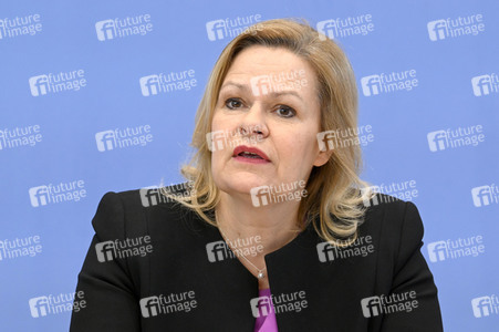 Bundespressekonferenz Fallzahlen für die Politisch Motivierte Kriminalität 2022 in Berlin