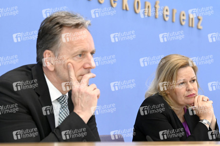 Bundespressekonferenz Fallzahlen für die Politisch Motivierte Kriminalität 2022 in Berlin