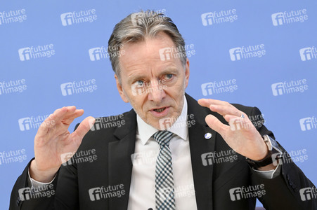 Bundespressekonferenz Fallzahlen für die Politisch Motivierte Kriminalität 2022 in Berlin