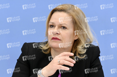 Bundespressekonferenz Fallzahlen für die Politisch Motivierte Kriminalität 2022 in Berlin