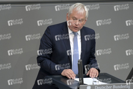 103. Sitzung des Deutschen Bundestages in Berlin
