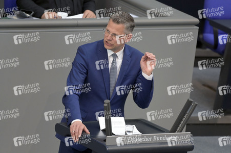 103. Sitzung des Deutschen Bundestages in Berlin