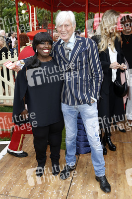 Galapremiere des Circus Roncalli in Hamburg
