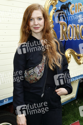 Galapremiere des Circus Roncalli in Hamburg