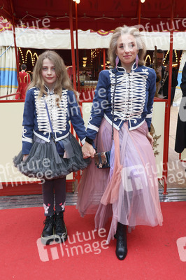 Galapremiere des Circus Roncalli in Hamburg