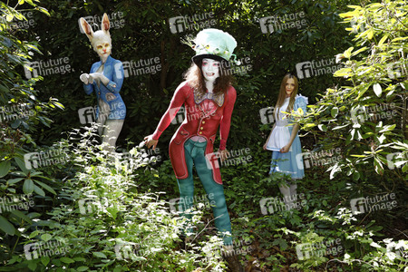 GEEK ART: Alice im Wunderland / Alice in Wonderland Bodypainting