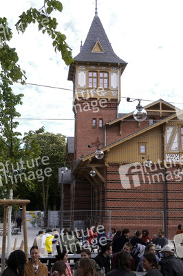 Eröffnung von Biergarten und neu gestalteter Außenanlagen des Eierhäuschens in Berlin