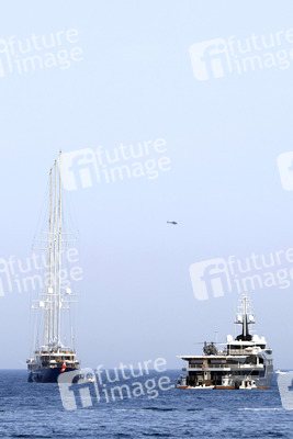 Jeff Bezos Superyacht 'Koru' in Cannes