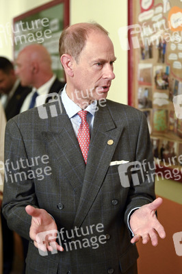 Schulbesuch von Prinz Edward und Bettina Stark-Watzinger in Berlin