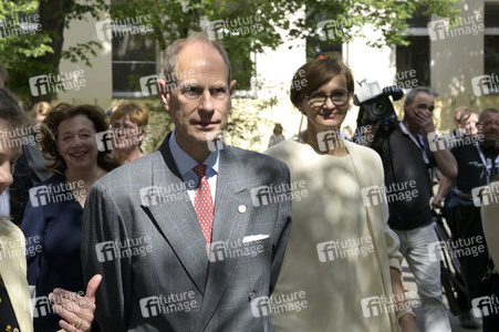 Schulbesuch von Prinz Edward und Bettina Stark-Watzinger in Berlin