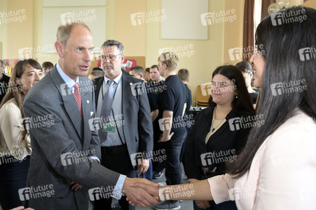 Schulbesuch von Prinz Edward und Bettina Stark-Watzinger in Berlin