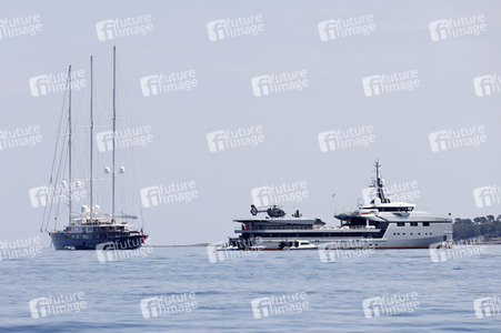 Jeff Bezos Superyacht 'Koru' in Cannes
