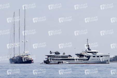 Jeff Bezos Superyacht 'Koru' in Cannes