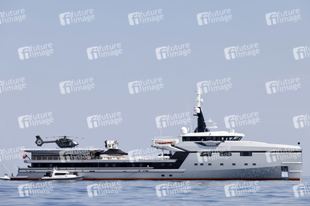 Jeff Bezos Superyacht 'Koru' in Cannes