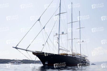 Jeff Bezos Superyacht 'Koru' in Cannes