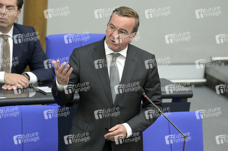 105. Sitzung des Deutschen Bundestages in Berlin
