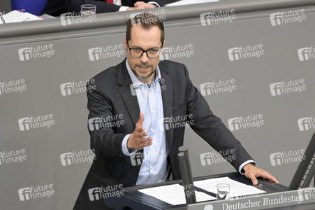106. Sitzung des Deutschen Bundestages in Berlin