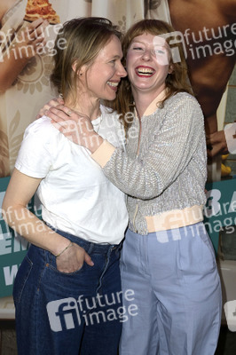 Staffel 2 Premiere 'Ich dich auch!' in Berlin
