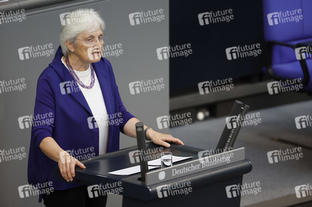 107. Sitzung des Deutschen Bundestages in Berlin