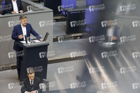 107. Sitzung des Deutschen Bundestages in Berlin