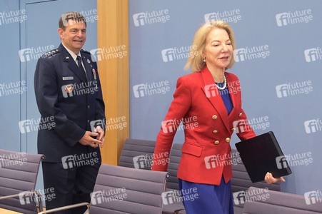 Bundespressekonferenz Air Defender in Berlin