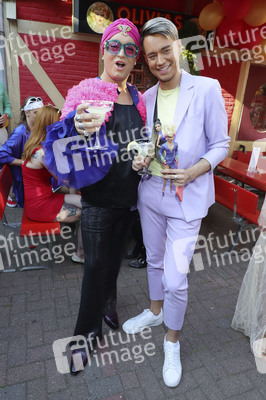 15 Jahre Olivia Jones Familie in Hamburg
