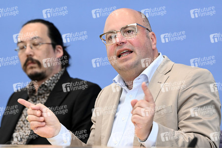 Bundespressekonferenz Leitlinien für eine gemeinsame europäische Asylpolitik in Berlin