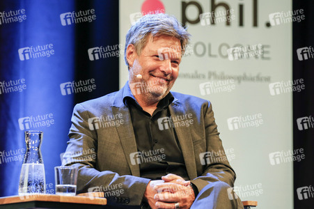 Robert Habeck und Peter Sloterdijk auf der phil.Cologne 2023 in Köln