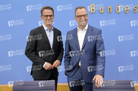 Bundespressekonferenz CDU-Programmkonvent in Berlin
