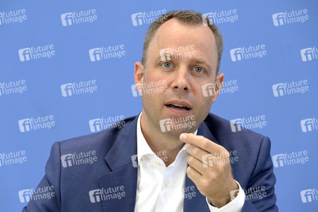 Bundespressekonferenz CDU-Programmkonvent in Berlin