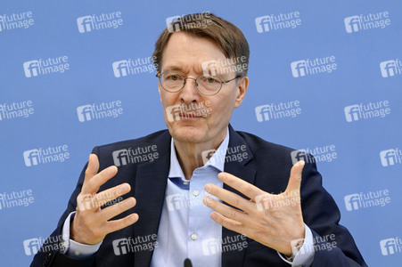 Bundespressekonferenz Forderungen der Ärzteschaft für Hitzeschutzpläne in Berlin