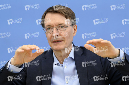Bundespressekonferenz Forderungen der Ärzteschaft für Hitzeschutzpläne in Berlin