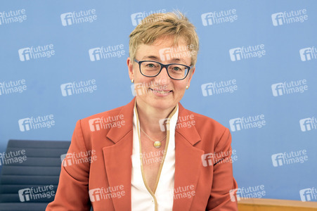Bundespressekonferenz Gutachten 'Gesund leben auf einer gesunden Erde' in Berlin