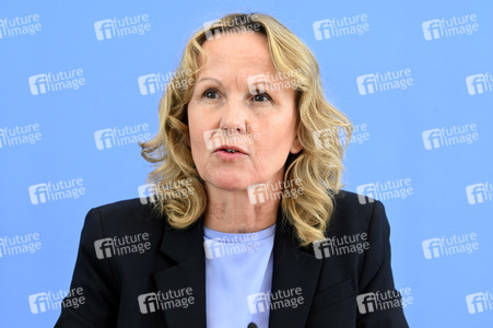 Bundespressekonferenz Gutachten 'Gesund leben auf einer gesunden Erde' in Berlin