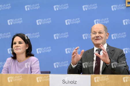 Bundespressekonferenz Vorstellung der Nationalen Sicherheitsstrategie in Berlin