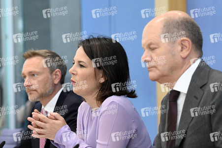 Bundespressekonferenz Vorstellung der Nationalen Sicherheitsstrategie in Berlin