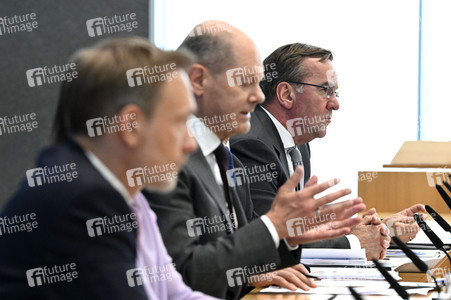 Bundespressekonferenz Vorstellung der Nationalen Sicherheitsstrategie in Berlin