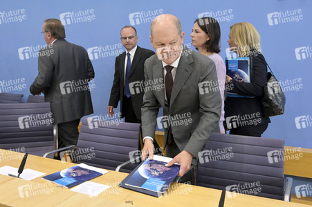 Bundespressekonferenz Vorstellung der Nationalen Sicherheitsstrategie in Berlin