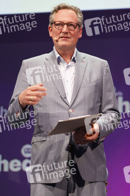 Verleihung des Frontier Award an Michael J. Fox in München
