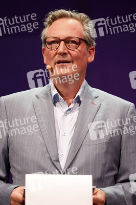 Verleihung des Frontier Award an Michael J. Fox in München
