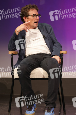 Verleihung des Frontier Award an Michael J. Fox in München