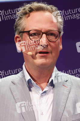 Verleihung des Frontier Award an Michael J. Fox in München