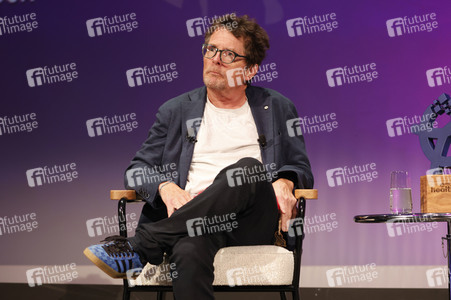 Verleihung des Frontier Award an Michael J. Fox in München