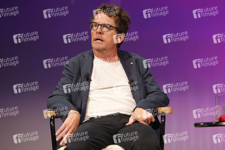 Verleihung des Frontier Award an Michael J. Fox in München