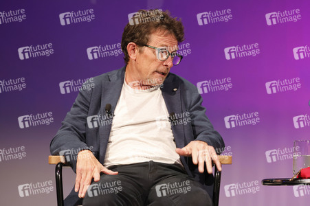 Verleihung des Frontier Award an Michael J. Fox in München