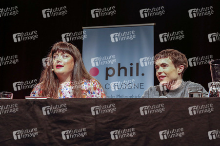 Elliot Page und Mark Waschke auf der phil.Cologne 2023 in Köln