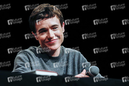 Elliot Page und Mark Waschke auf der phil.Cologne 2023 in Köln
