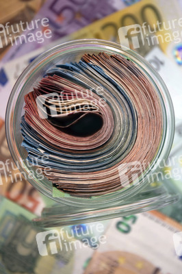 Symbolfoto Bargeld