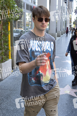No Lonely Hearts in Los Angeles
